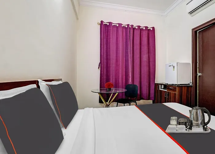Standard Queen Room